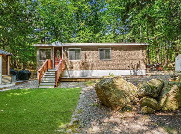 591 Weirs Boulevard, Laconia, NH 03246