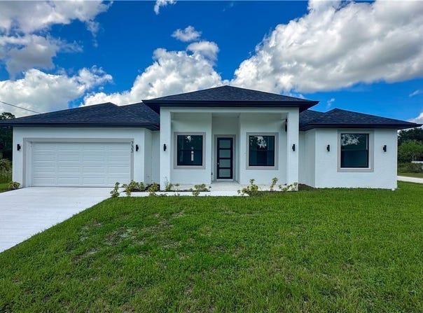 733 Alee Street E, Lehigh Acres, FL 33974
