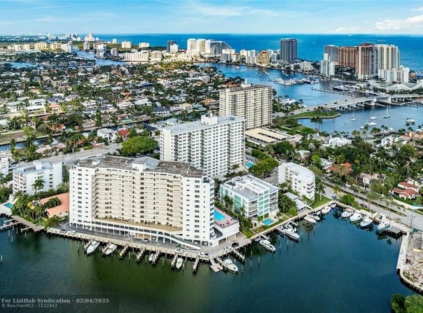 340 Sunset Dr, Fort Lauderdale, FL 33301