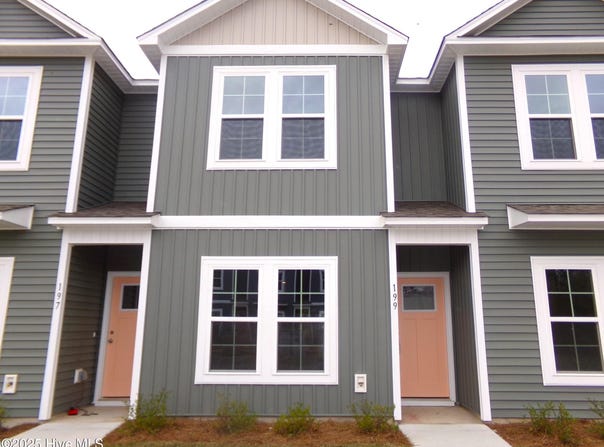 199 Loren Road, Hubert, NC 28539