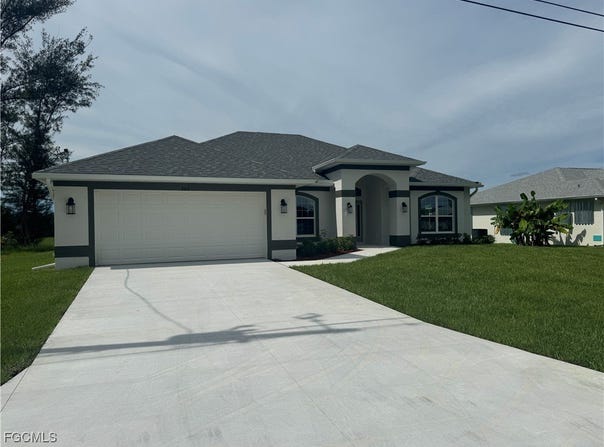 302 SE 15th Terrace, Cape Coral, FL 33990