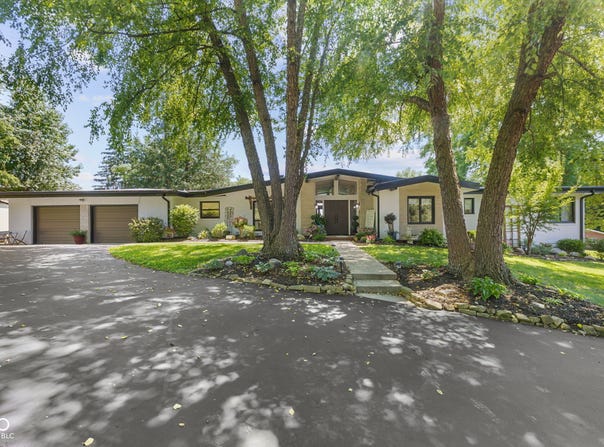 589 Valley Drive, Martinsville, IN 46151