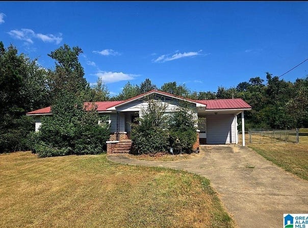 2237 3RD STREET, CENTER POINT, AL 35215