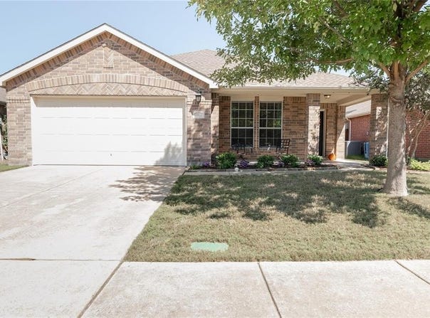 1016 Ingram Drive, Forney, TX 75126