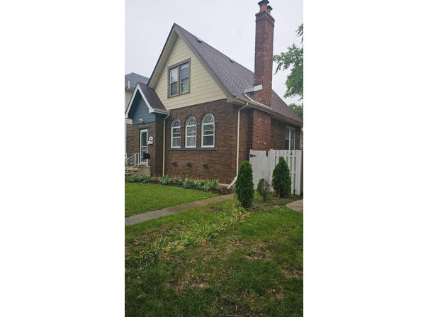 923 Manchester Ave, Westchester, IL 60154