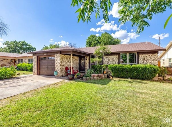 1103 E 43rd St, San Angelo, TX 76903