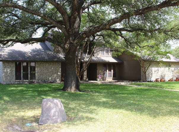 115 Sandra Palmer Street, Stephenville, TX 76401