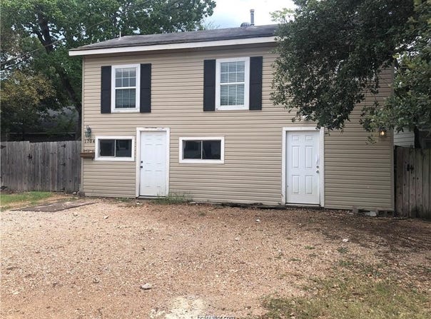 1704 Baker, Bryan, TX 77803
