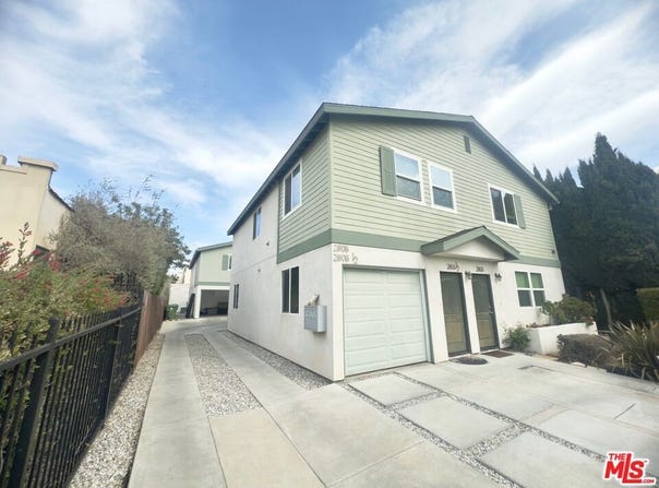 2806 S Bronson Ave, Los Angeles, CA 90018