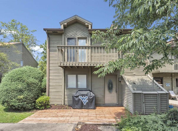 1028 Greystone Circle, Morgantown, WV 26508