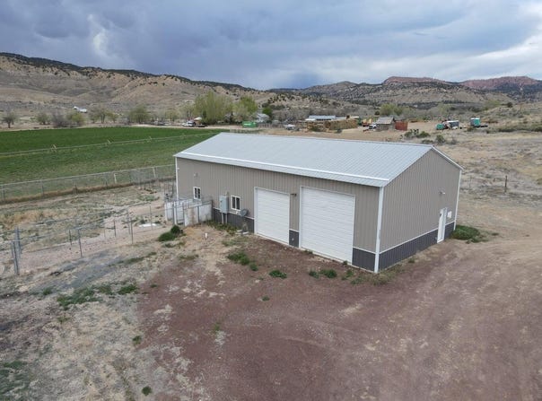 1109 N 300 E, Tropic, UT 84776