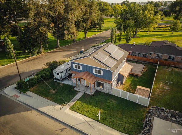 1204 7th Street N, Nampa, ID 83687