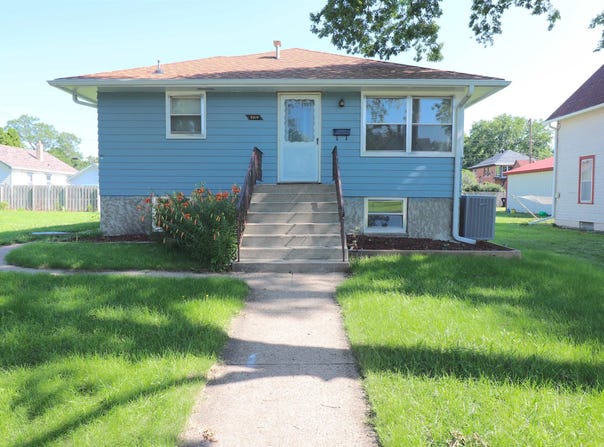 2214 17th Street, Columbus, NE 68601