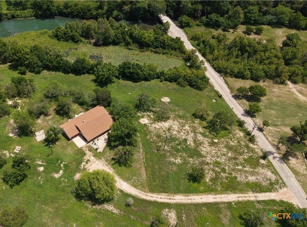 3500 Scull Road, Martindale, TX 78655