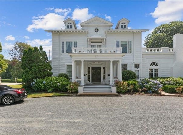 718 Bellevue Avenue, Newport, RI 02840