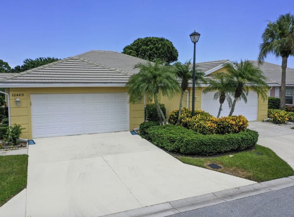 1246 NW Bentley Circle, Port Saint Lucie, FL 34986