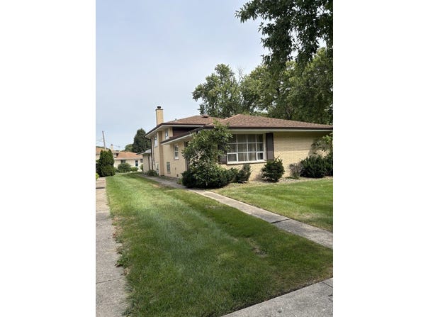 10734 31st Street, Westchester, IL 60154