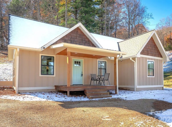 15 Eaglebear Drive, Asheville, NC 28806