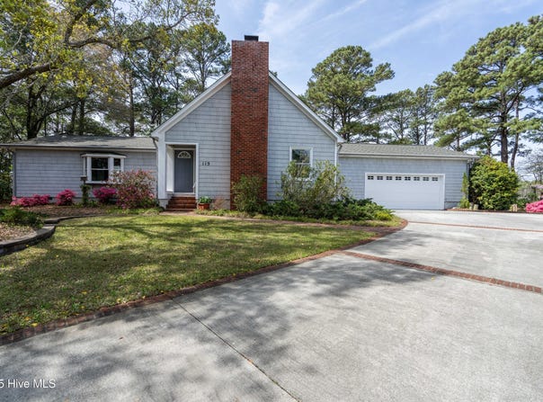 115 Apollo Drive, Cape Carteret, NC 28584