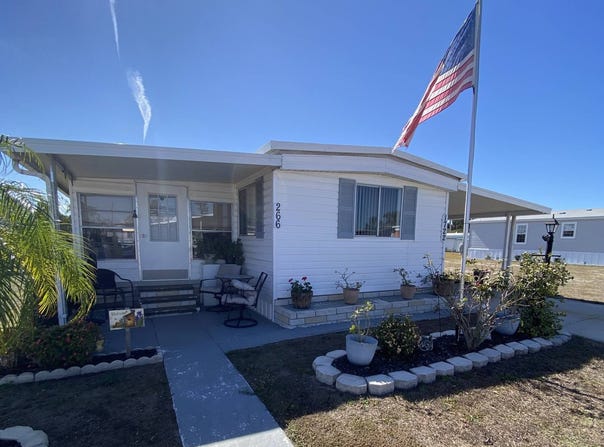 1722 Moonraker Drive, Ruskin, FL 33570