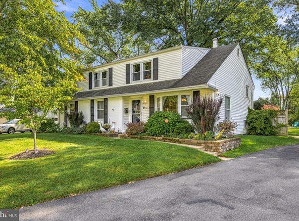 1260 BEVERLY Road, WARMINSTER, PA 18974