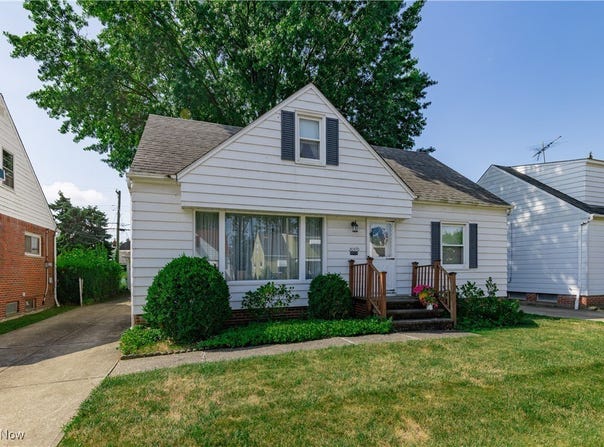 20470 Trebec Boulevard, Euclid, OH 44119