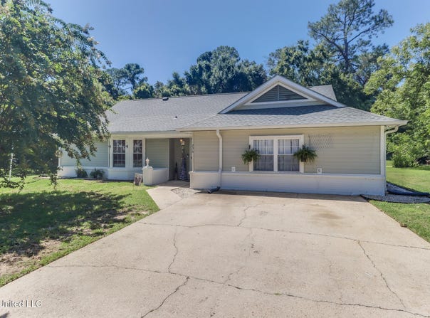236 Rue Petit Bois, Biloxi, MS 39531