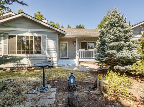 16690 Oakridge Place, La Pine, OR 97739
