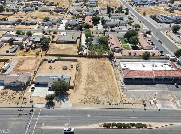 111 Navajo, Apple Valley, CA 92308