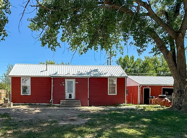 380 Central Avenue, Vaughn, MT 59487