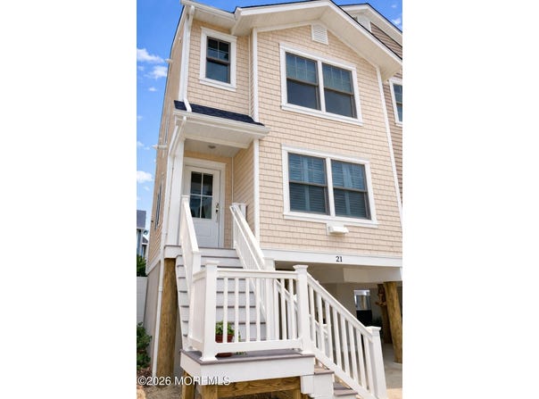 21 Shell Road, Mantoloking, NJ 08738
