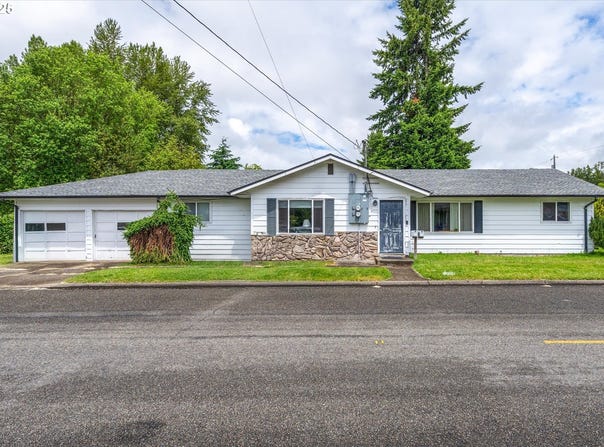 405 REDPATH ST, Kelso, WA 98626