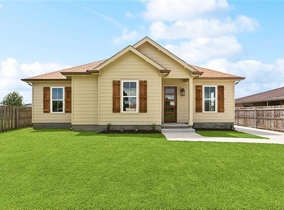2532 PAUL Street, Meraux, LA 70075