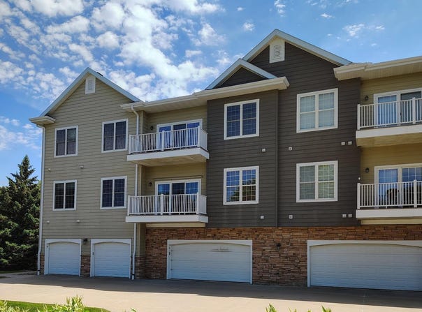 6106 S Avalon Ave, Sioux Falls, SD 57108