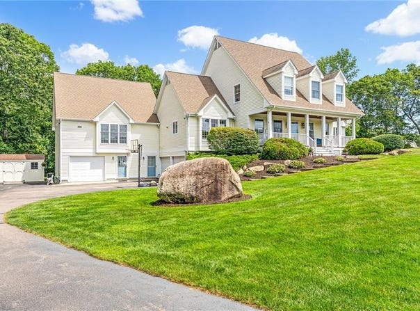 11 Hamilton Road, Westerly, RI 02891