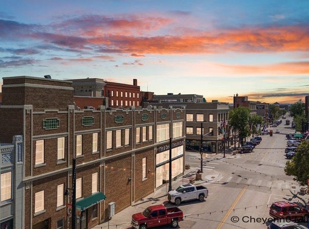 109 E 17TH ST, Cheyenne, WY 82001