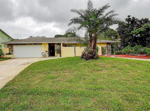 1117 S FLORIDA AVENUE, TARPON SPRINGS, FL 34689