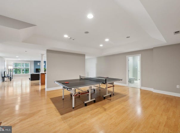 1284 COBBLE POND WAY, VIENNA, VA 22182