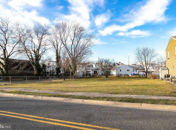 709 COLUMBUS Road, BURLINGTON, NJ 08016