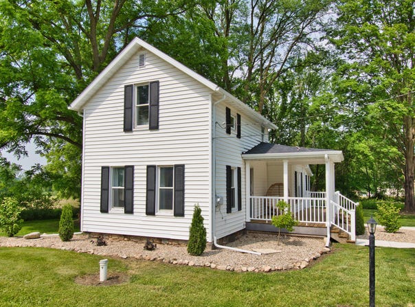 8974 M-140, Berrien Center, MI 49102