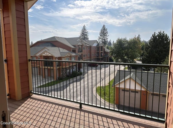 6670 N SPURWING Loop, Coeur d'Alene, ID 83815