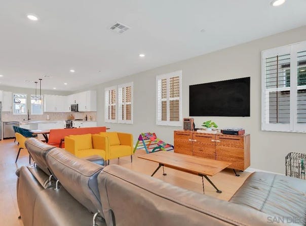 347 N Prairie Ave, Inglewood, CA 90301
