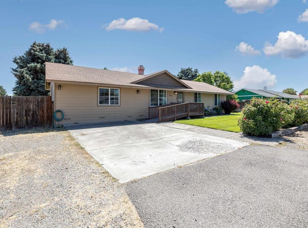 3704 W Jay, Pasco, WA 99301