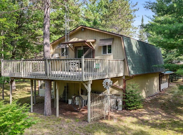 10596 Pines Trail, Roscommon, MI 48653