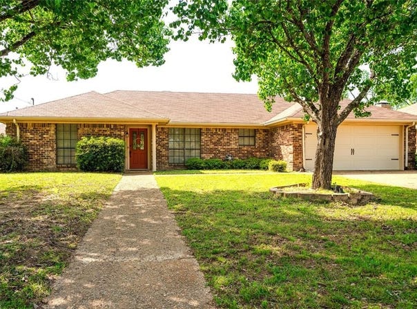 5011 Ivy Trail, Tyler, TX 75703