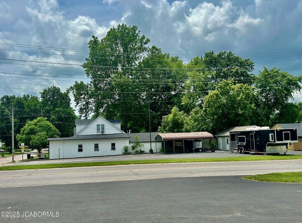 601 S ROACHE STREET, California, MO 65018