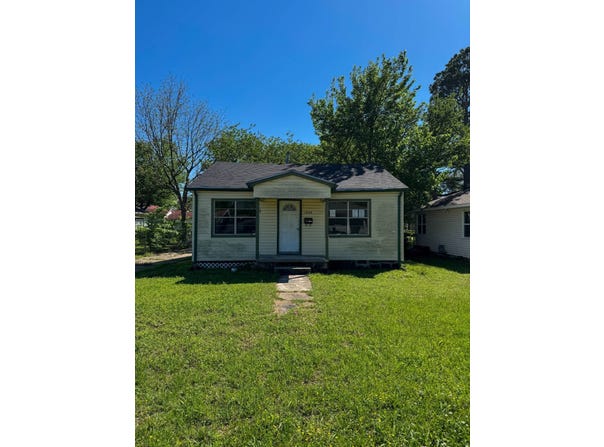 1220 E Miami Ave, McAlester, OK 74501