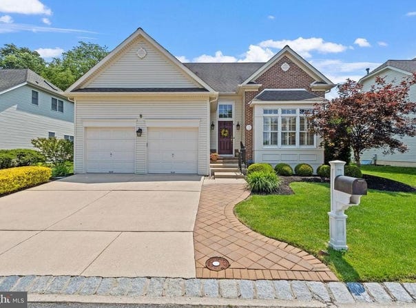 6 EASTON LANE, CINNAMINSON, NJ 08077