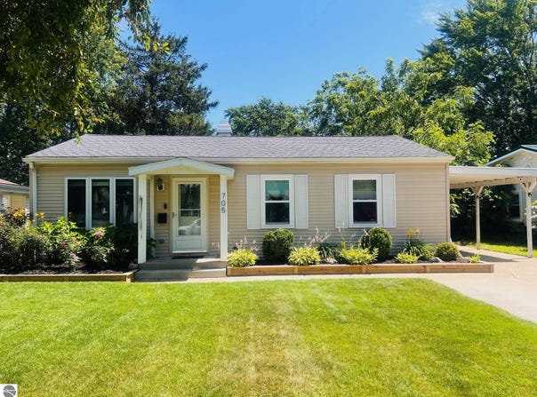 705 Garwood Street, Mt Pleasant, MI 48858