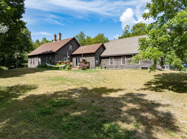 337 Hatch Road, Jackson, ME 04921